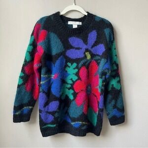 Vintage Sweater Women's Small Mohair Blend Floral Retro Mod Boho Feminine Knit